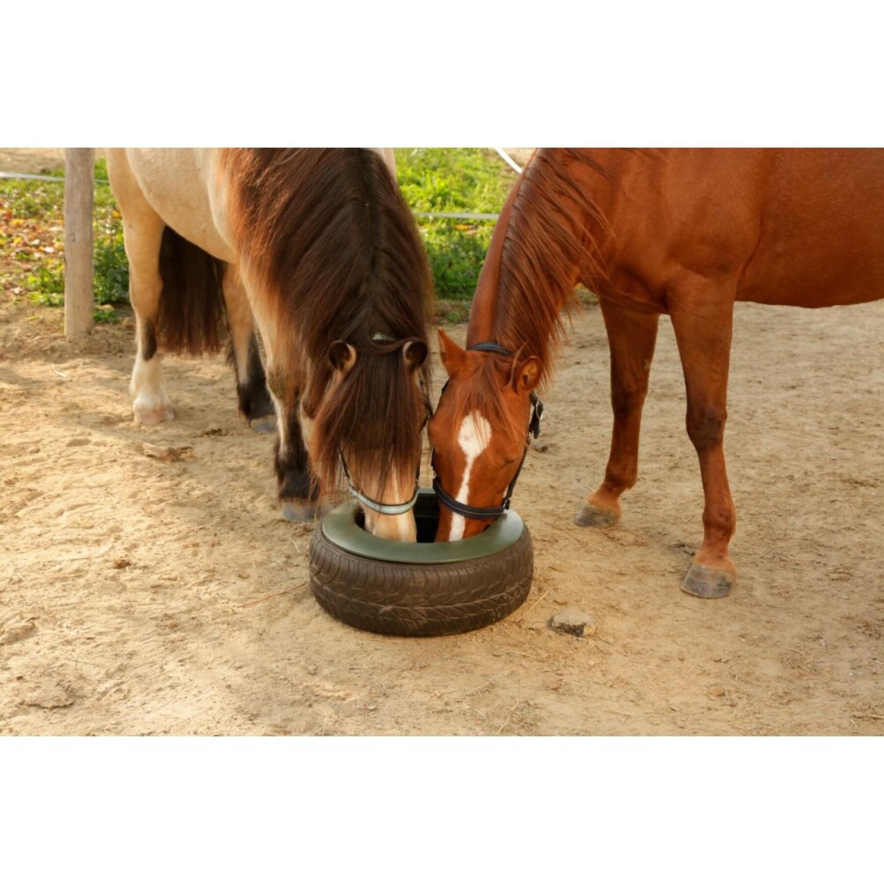 Alimentador de pneus para cavalos Kerbl